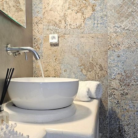 Efi'S Apartments Plaka  Екстериор снимка