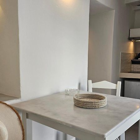 Efi'S Apartments Plaka  Екстериор снимка