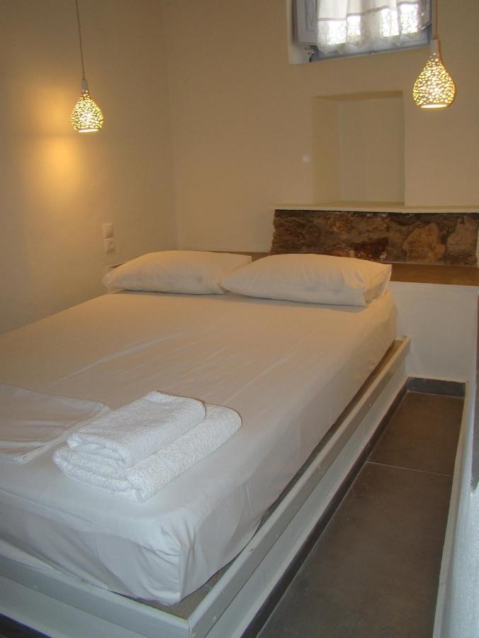 Efi'S Apartments Plaka  Екстериор снимка
